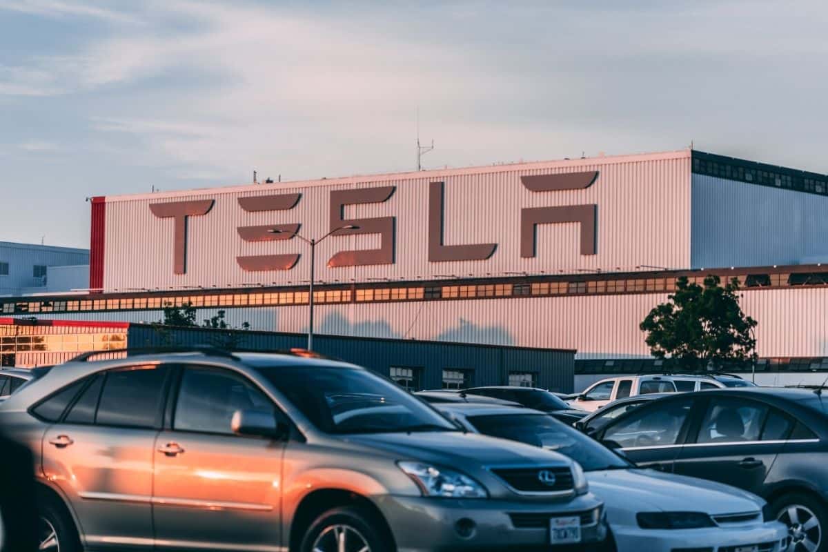Does Tesla Pay Dividends